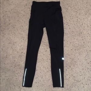 black pocket lululemon leggings 7/8